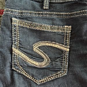SILVER Jeans SUKI Straight 18/32